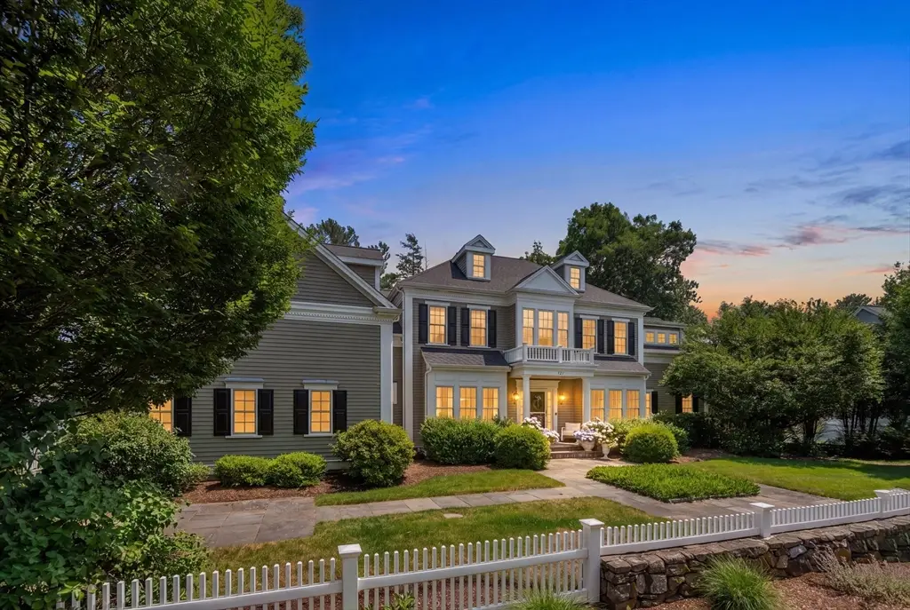 120 Deerfield Ln, Hanover, MA 02339 - #1