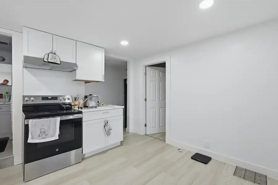 54 Shelby Street, Worcester, MA 01605 - #3