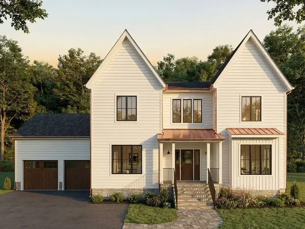 10 Lisa St, Burlington, MA 01803