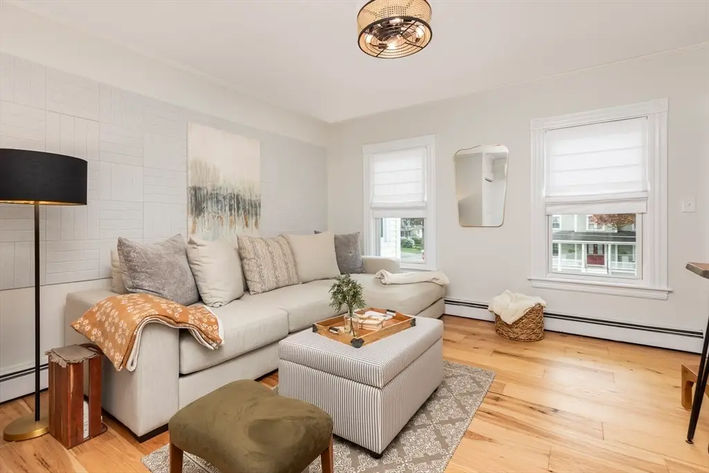 50 Whittier St #4, Andover, MA 01810 - #1