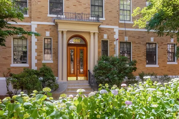 850 Massachusetts Avenue #11, Cambridge, MA 02139