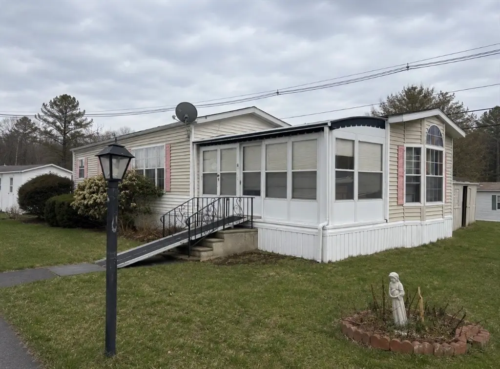 18 Tucker Ter, Raynham, MA 02767 - #1