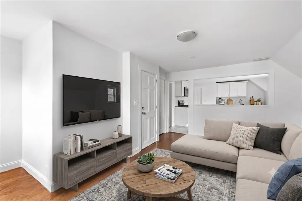 17 Forest Ave #3, Salem, MA 01970 - #1