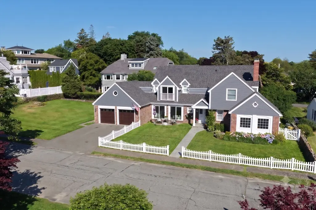 5 Coolidge Rd, Marblehead, MA 01945 - #1