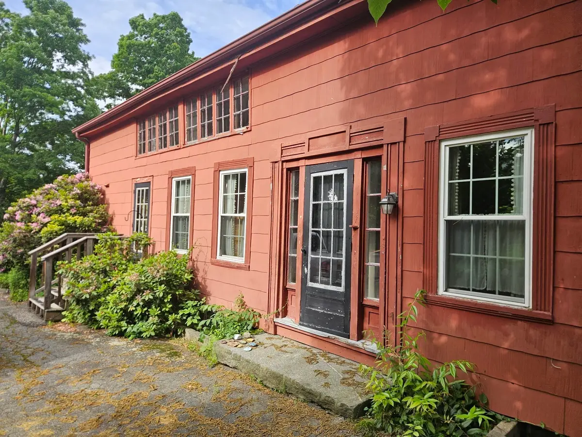 43 Summer St, Barre, MA 01005 - #1