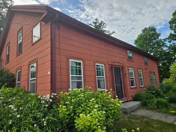 43 Summer St, Barre, MA 01005