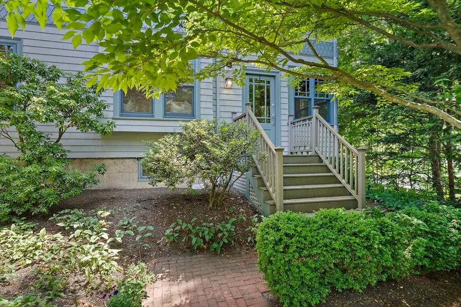 26 Hillside Rd, Newton, MA 02461 - #2