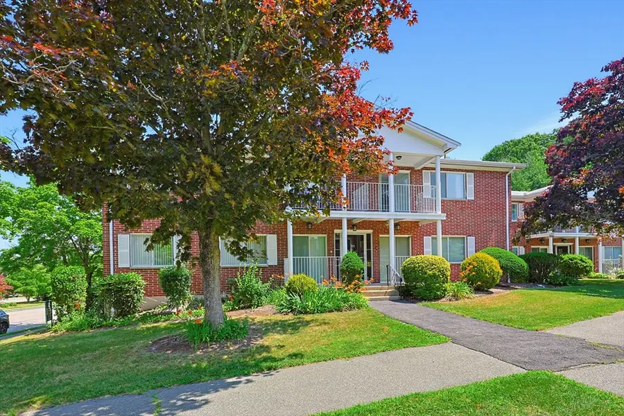 31 Bayberry Dr #4, Sharon, MA 02067 - #2