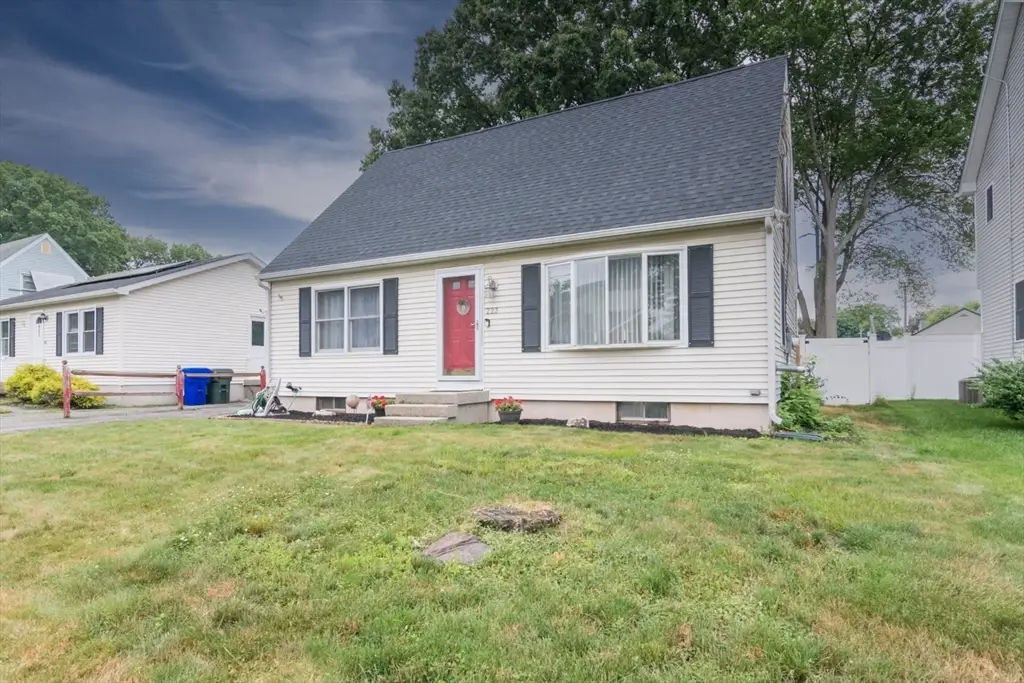 223 Mazarin St, Springfield, MA 01151 - #1