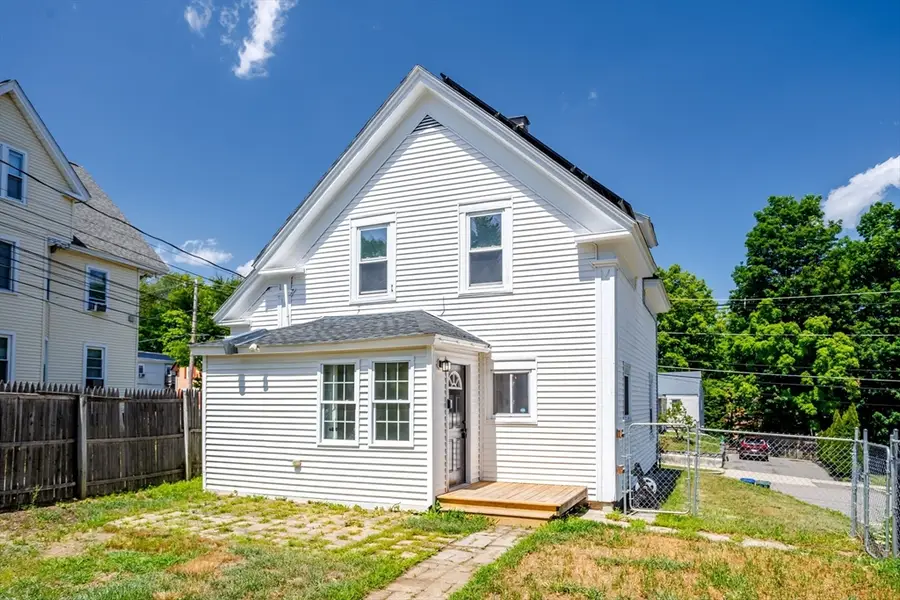 38 Cottage Street, Leominster, MA 01453 - #3