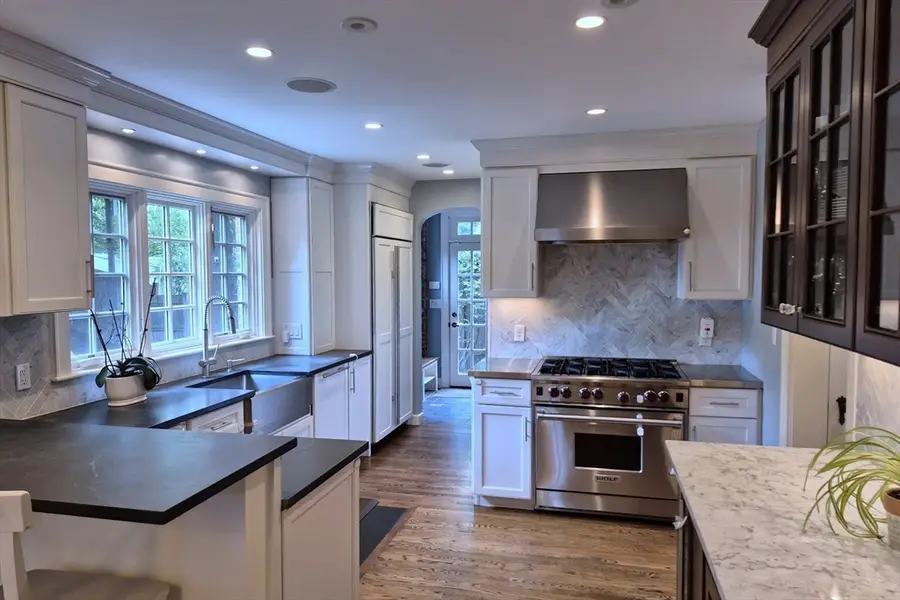 20 Shaw Rd, Wellesley, MA 02481 - #3