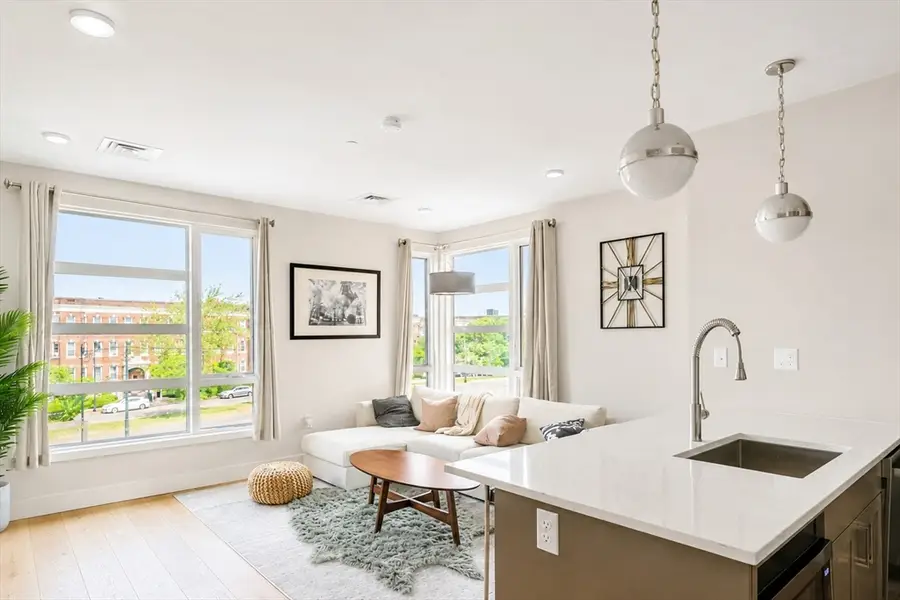 1650 Commonwealth Ave #302, Boston, MA 02135 - #2