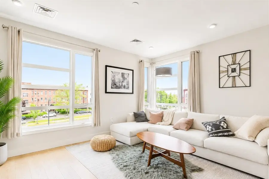 1650 Commonwealth Ave #302, Boston, MA 02135 - #3