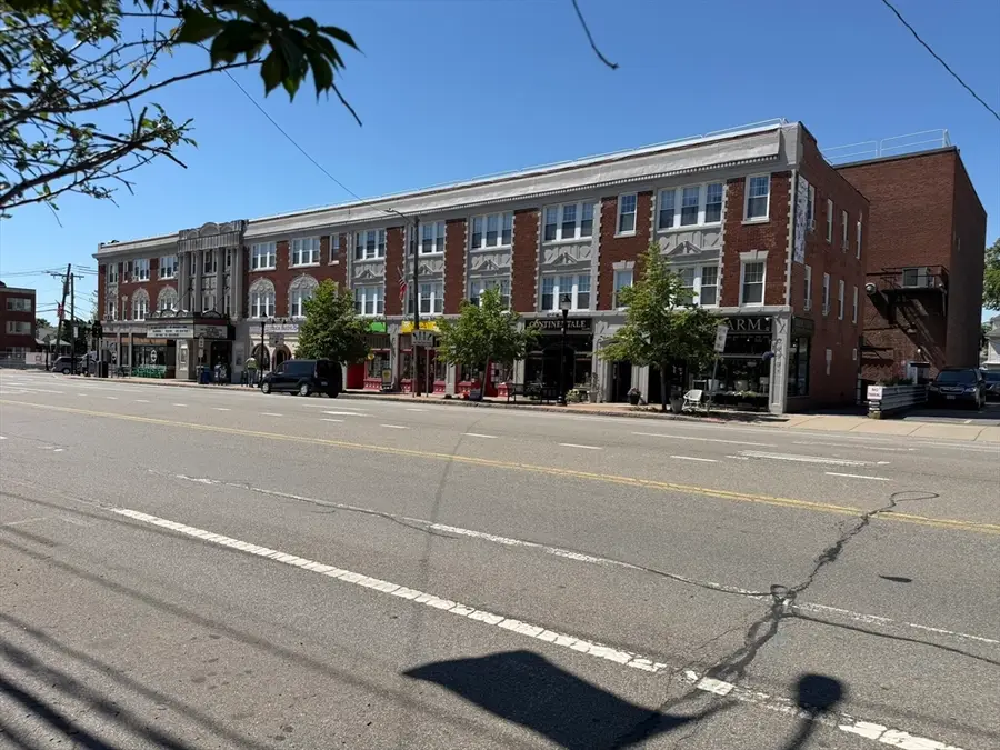 202 Massachusetts Ave, Arlington, MA 02474 - #3