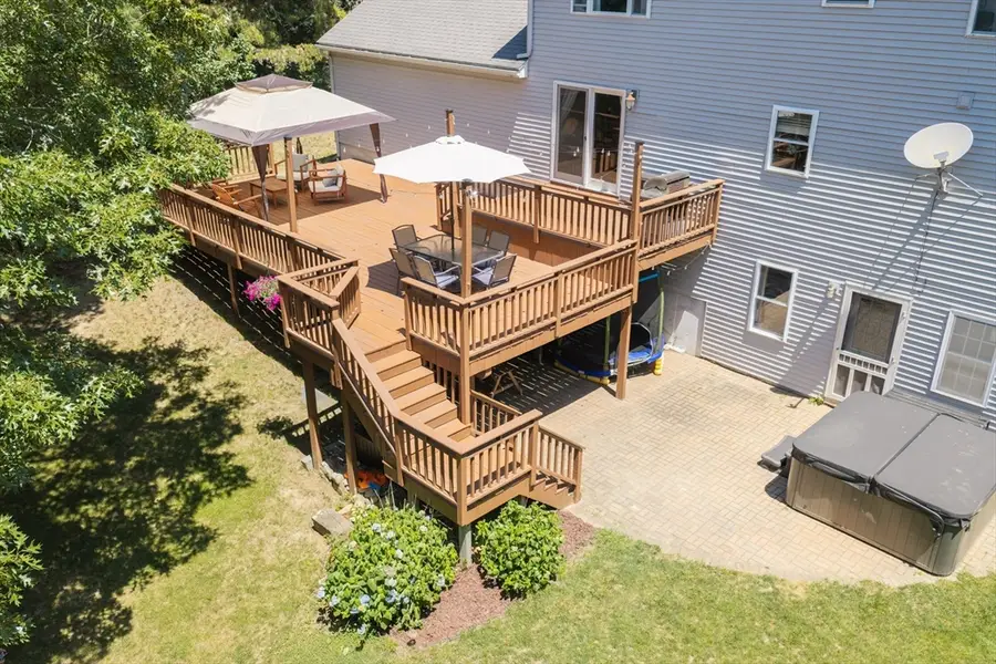 85 Old Elmdale Rd, Uxbridge, MA 01569 - #2
