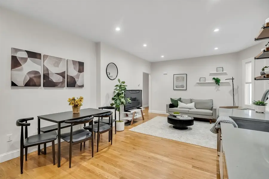 26 Hardwick St #1, Cambridge, MA 02141 - #3