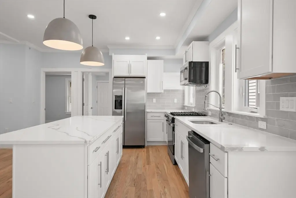 29 Rosemary St #2, Boston, MA 02130 - #1