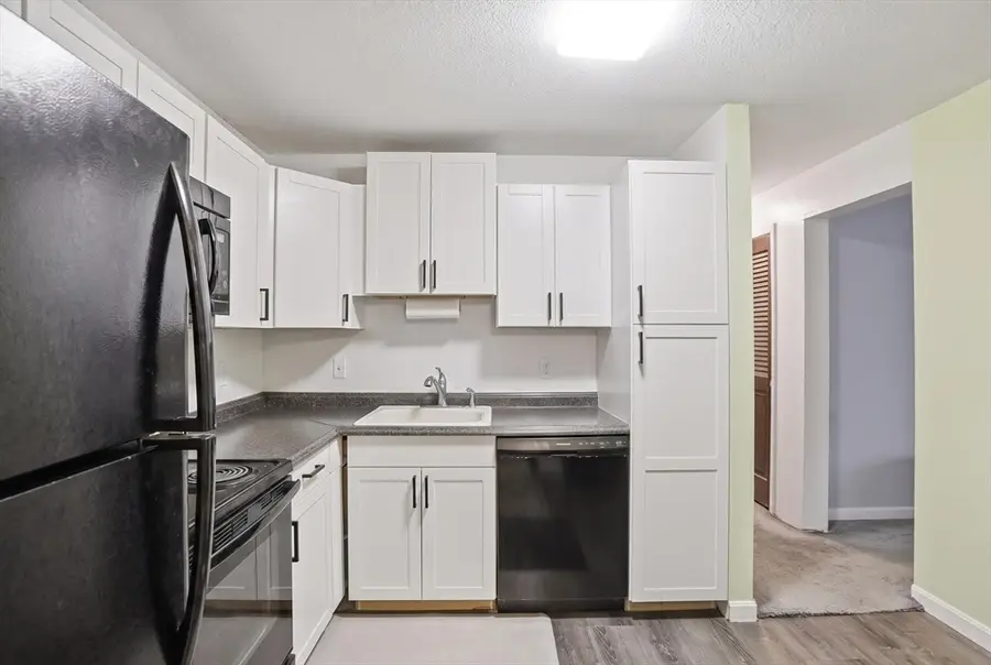 491 W Central St #D2, Franklin, MA 02038 - #3