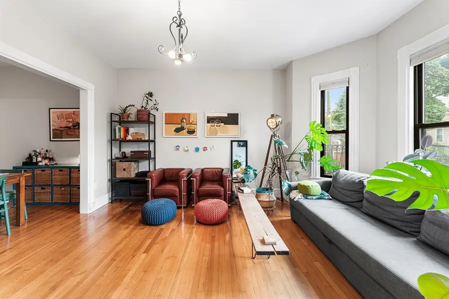 40 Rockview St #3, Boston, MA 02130 - #3