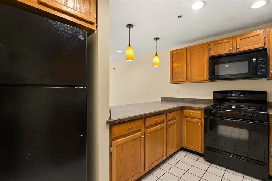360 Littleton Rd #H5, Chelmsford, MA 01824 - #2