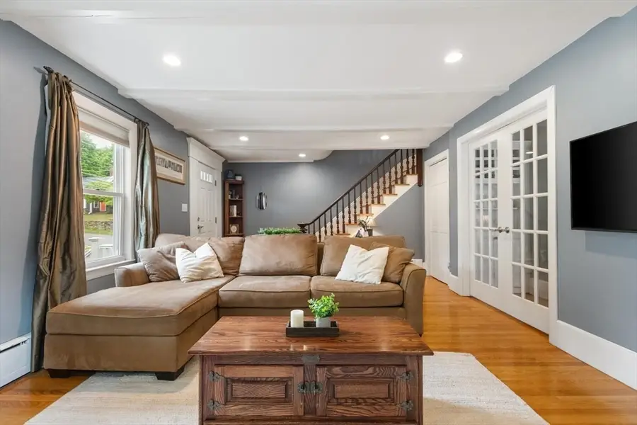 276 Salem St, Wakefield, MA 01880 - #3