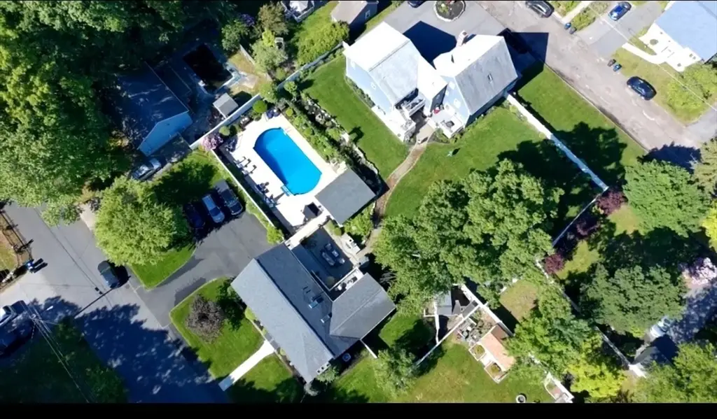 10 Dean St & 29 Bennett St, Hudson, MA 01749 - #1