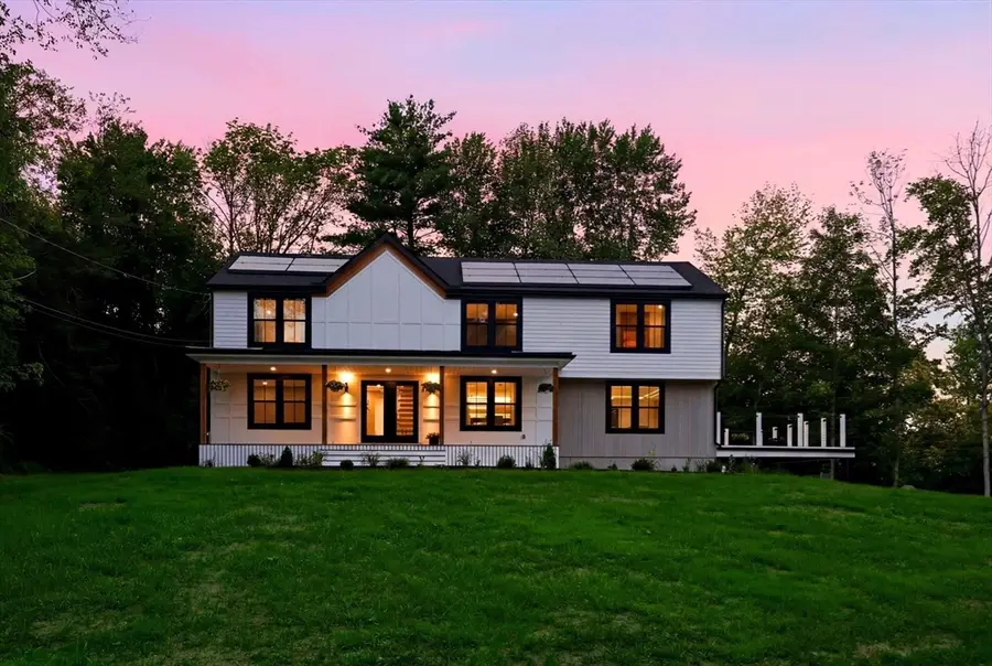 7 Clover Hill Dr, Chelmsford, MA 01824 - #3
