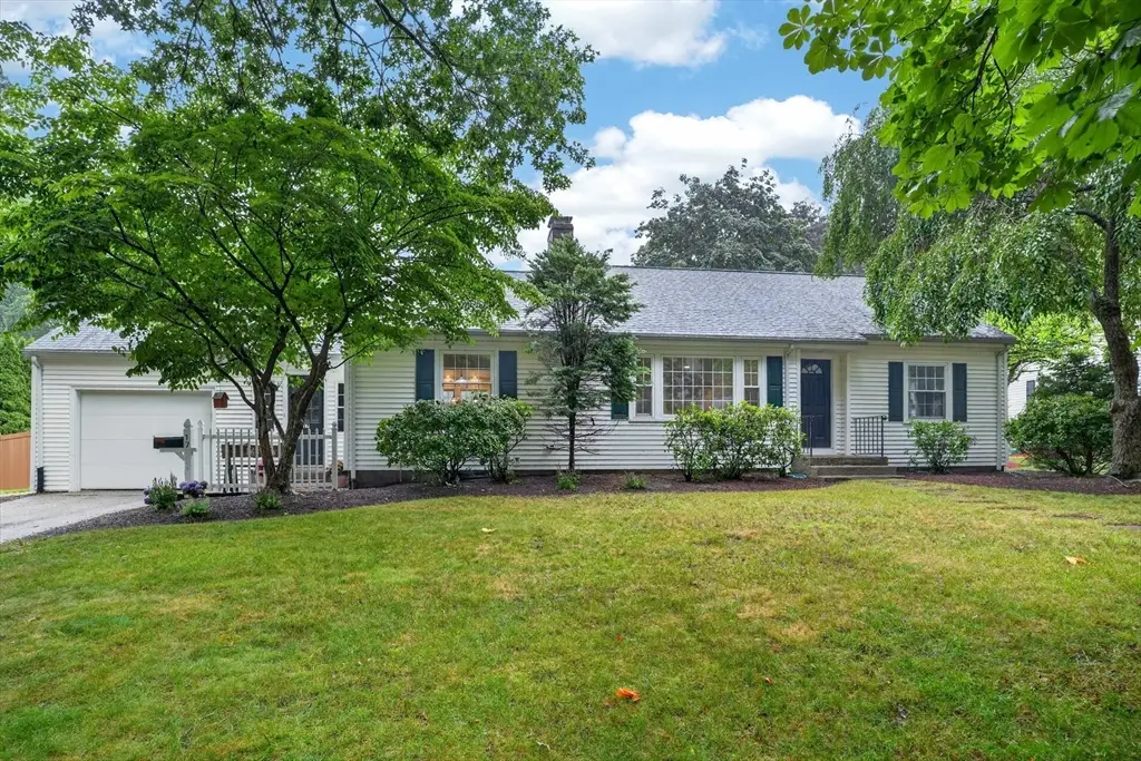 17 Pilgrim Way, East Walpole, MA 02032 - #1