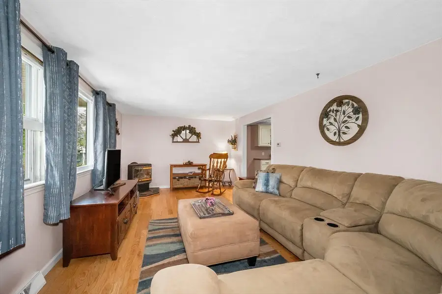 18 South St, Billerica, MA 01821 - #3