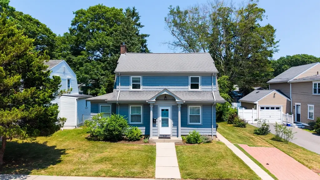 564 Montgomery St, Fall River, MA 02720 - #1