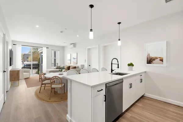 10 Somerset #402, Winthrop, MA 02152