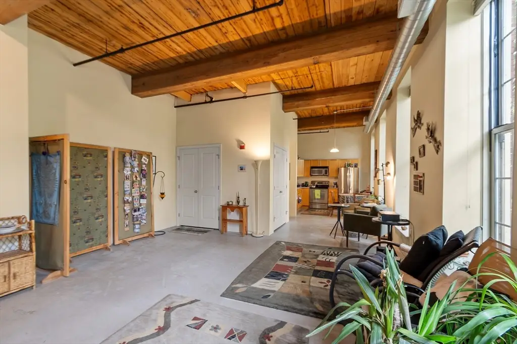 35 Riverwalk Way #R115, Lowell, MA 01854 - #1