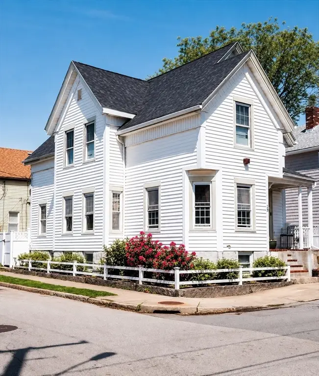 107 Sycamore St, New Bedford, MA 02740 - #1