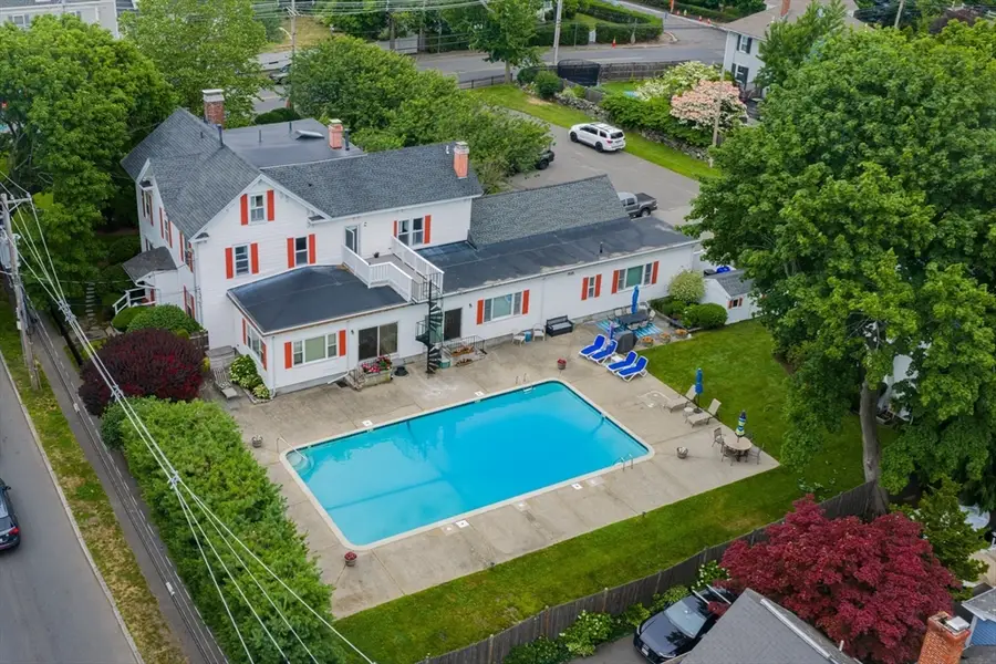 20 Ocean Ave #4, Marblehead, MA 01945 - #3