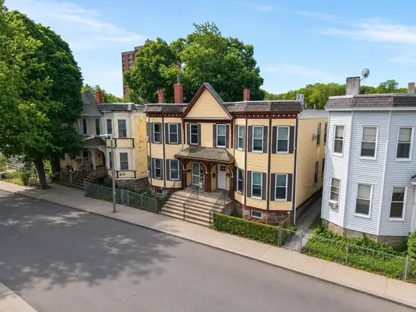 38-40 Catawba St, Boston, MA 02119