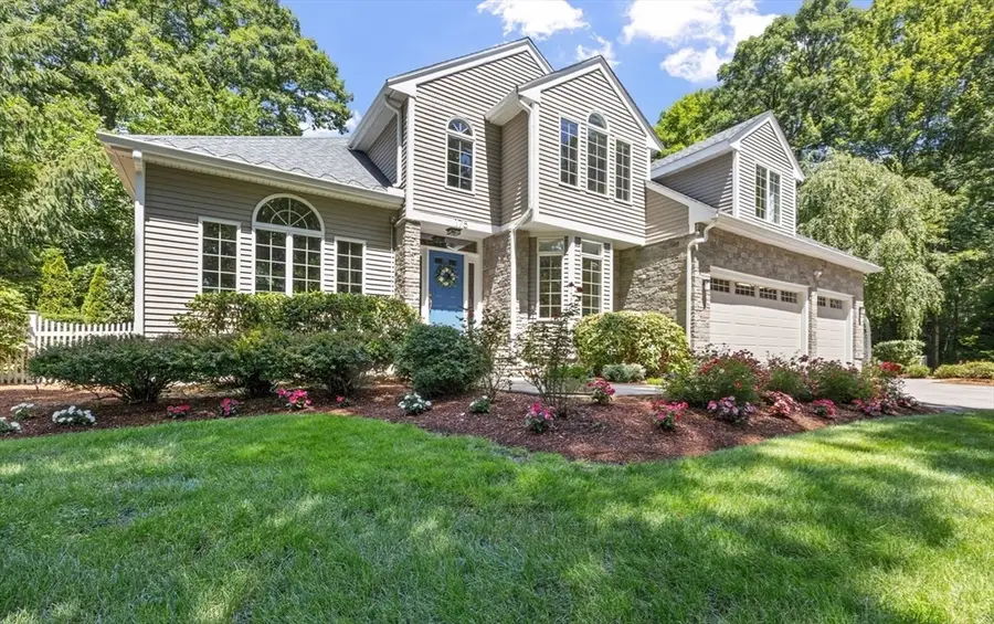 175 Maskwonicut Street, Sharon, MA 02067 - #3