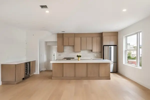 60 Franklin St #2, Somerville, MA 02145