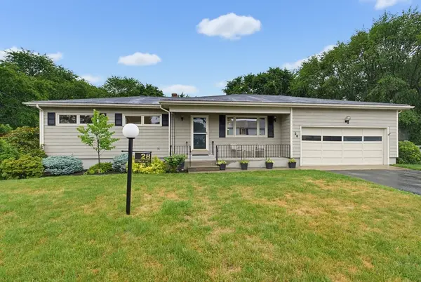 28 Tower Hill Road, Somerset, MA 02726