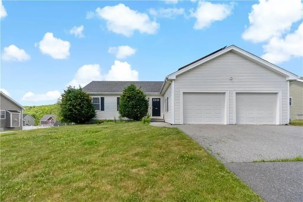 139 Danielle Dr, Woonsocket, RI 02895 - #1