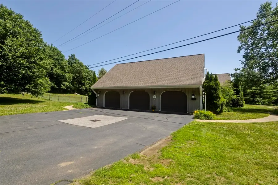 447 Loring Rd, Barre, MA 01005 - #3