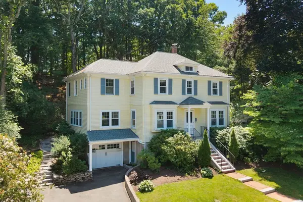 25 Riverdale Rd, Wellesley, MA 02481