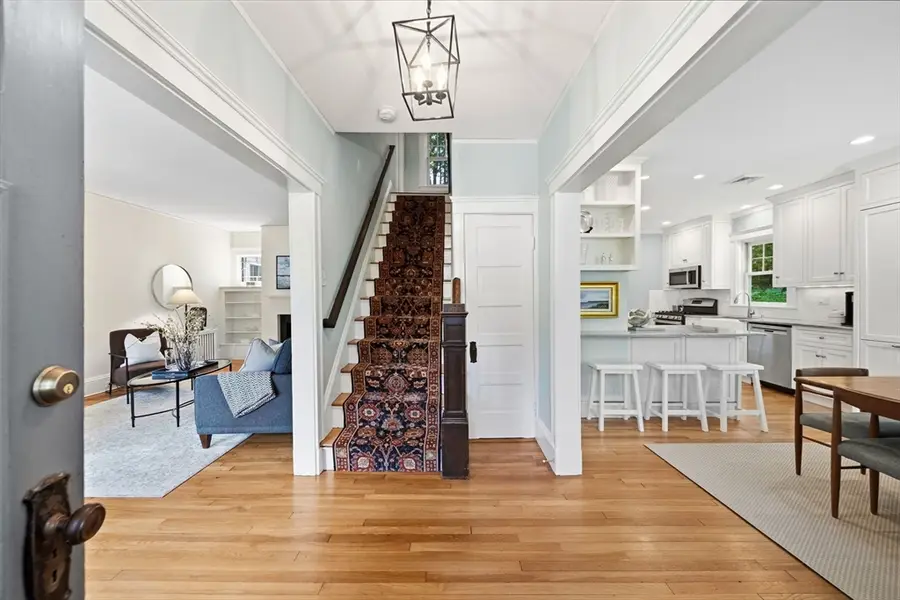 25 Riverdale Rd, Wellesley, MA 02481 - #2