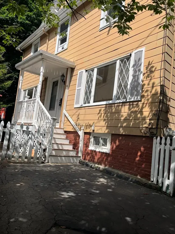 4 Cottage Circle, Somerville, MA 02144