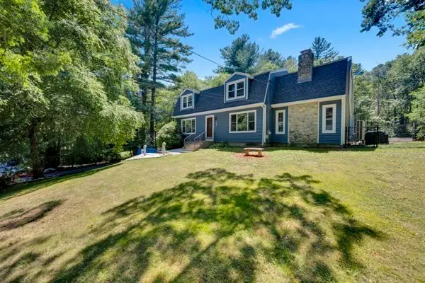 77 Larned Rd, Oxford, MA 01540
