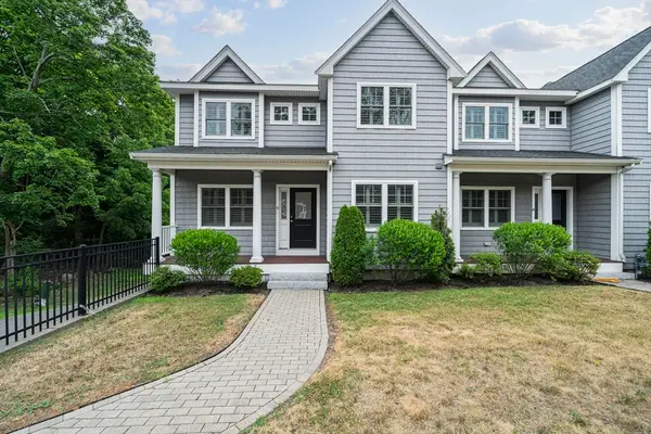 205 Elm St #9, Braintree, MA 02184