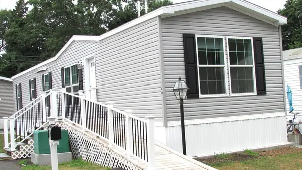 40 Cynthia Circle, Weymouth, MA 02188
