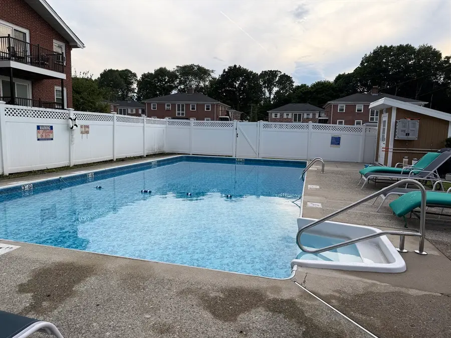 18 Austin Ct #E, Saugus, MA 01906 - #3