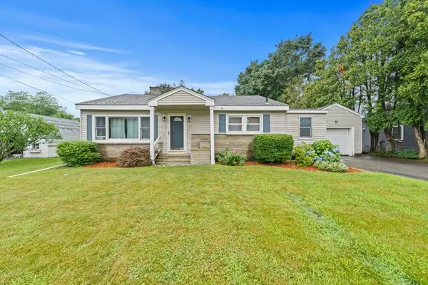 35 Lackey St, Haverhill, MA 01830
