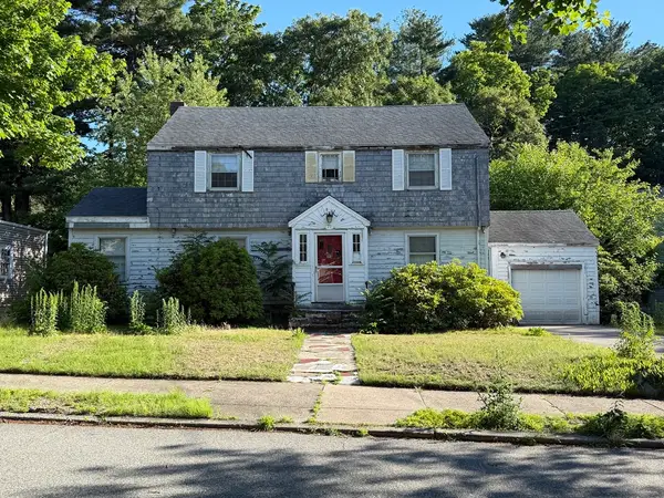 79 Longfellow Rd, Newton, MA 02462
