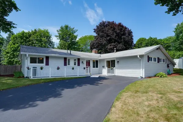 6 Donna St, Peabody, MA 01960